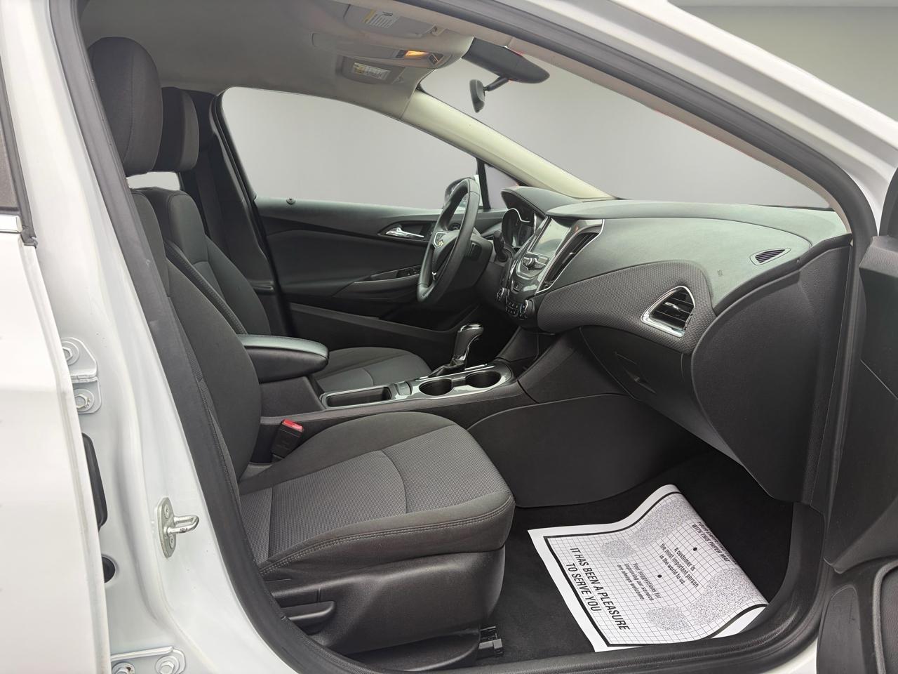 Chevrolet Cruze 4dr Sdn 1.4L LT w/1SD 2018