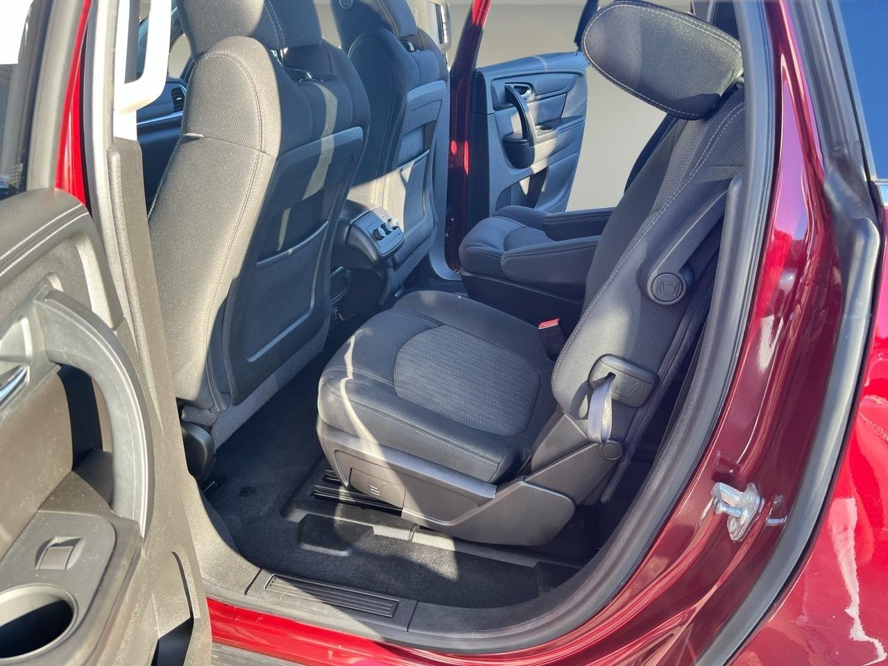 Chevrolet Traverse 4dr LT w/1LT 2016