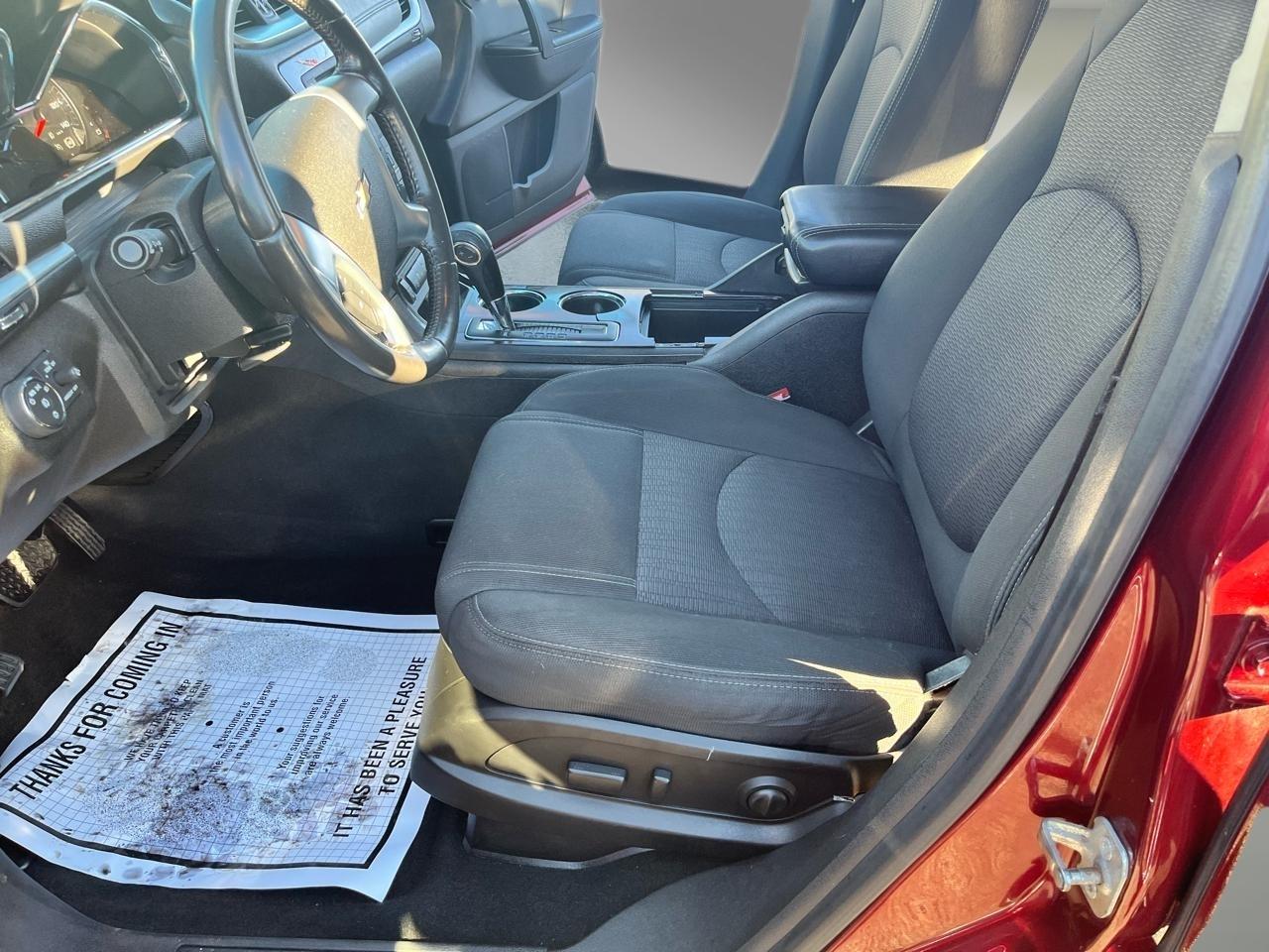 Chevrolet Traverse 4dr LT w/1LT 2016