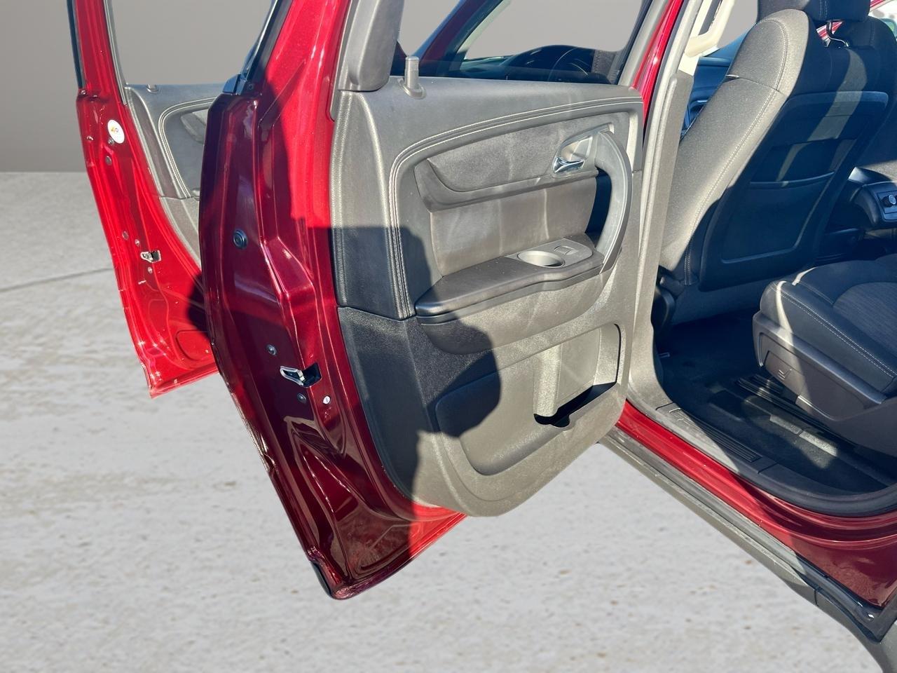 Chevrolet Traverse 4dr LT w/1LT 2016