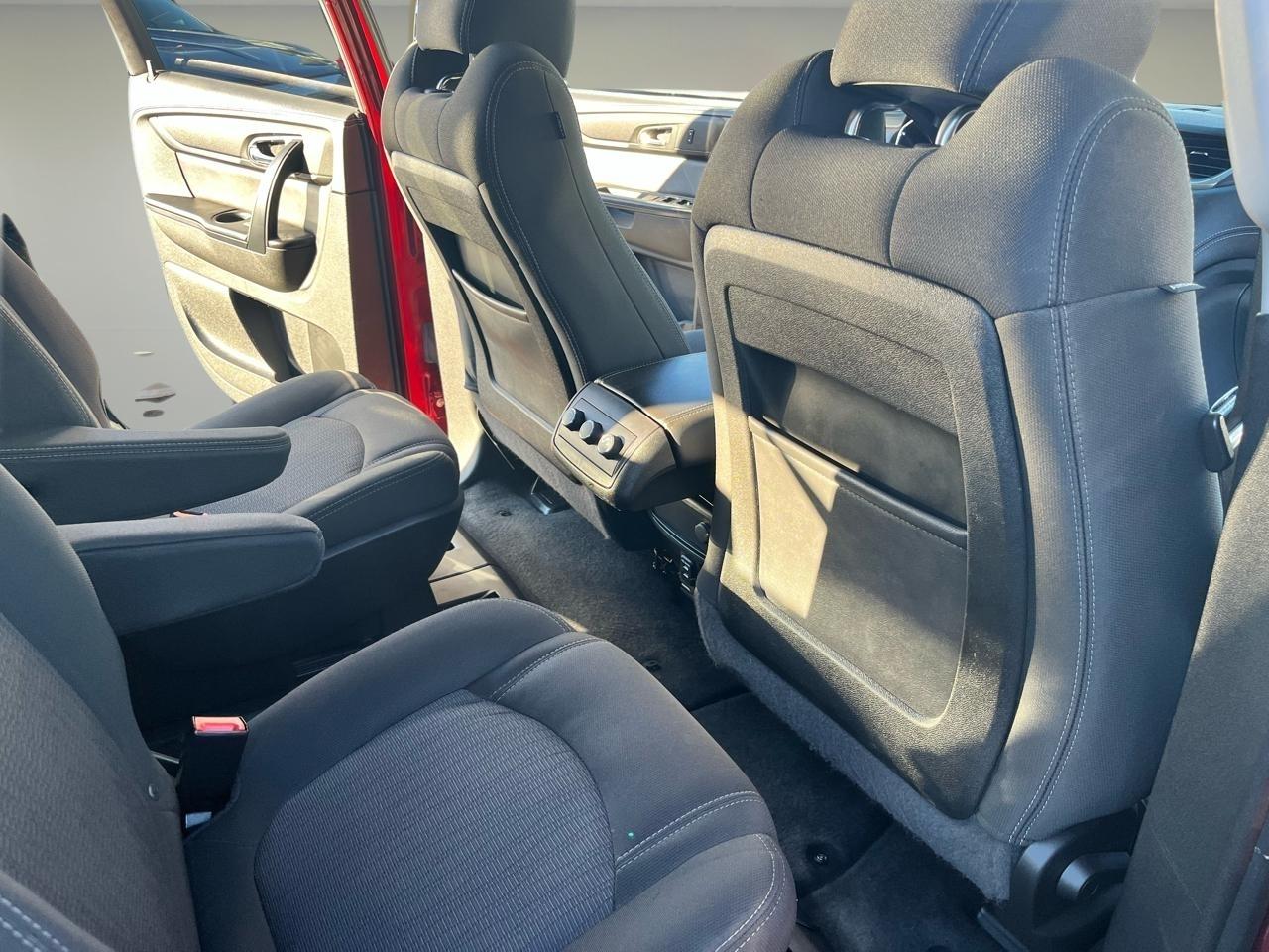 Chevrolet Traverse 4dr LT w/1LT 2016
