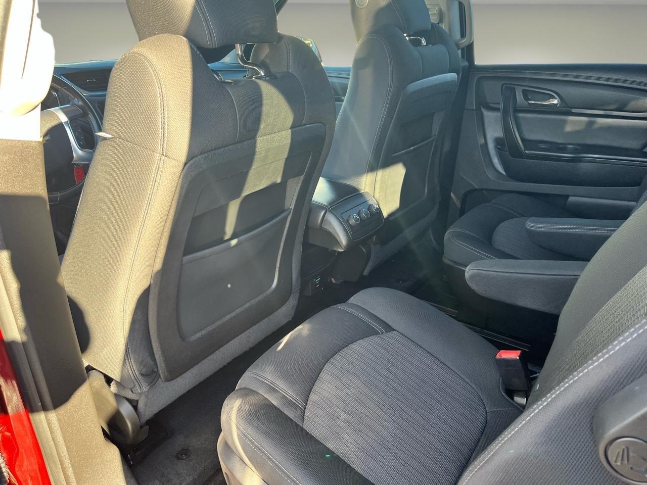 Chevrolet Traverse 4dr LT w/1LT 2016