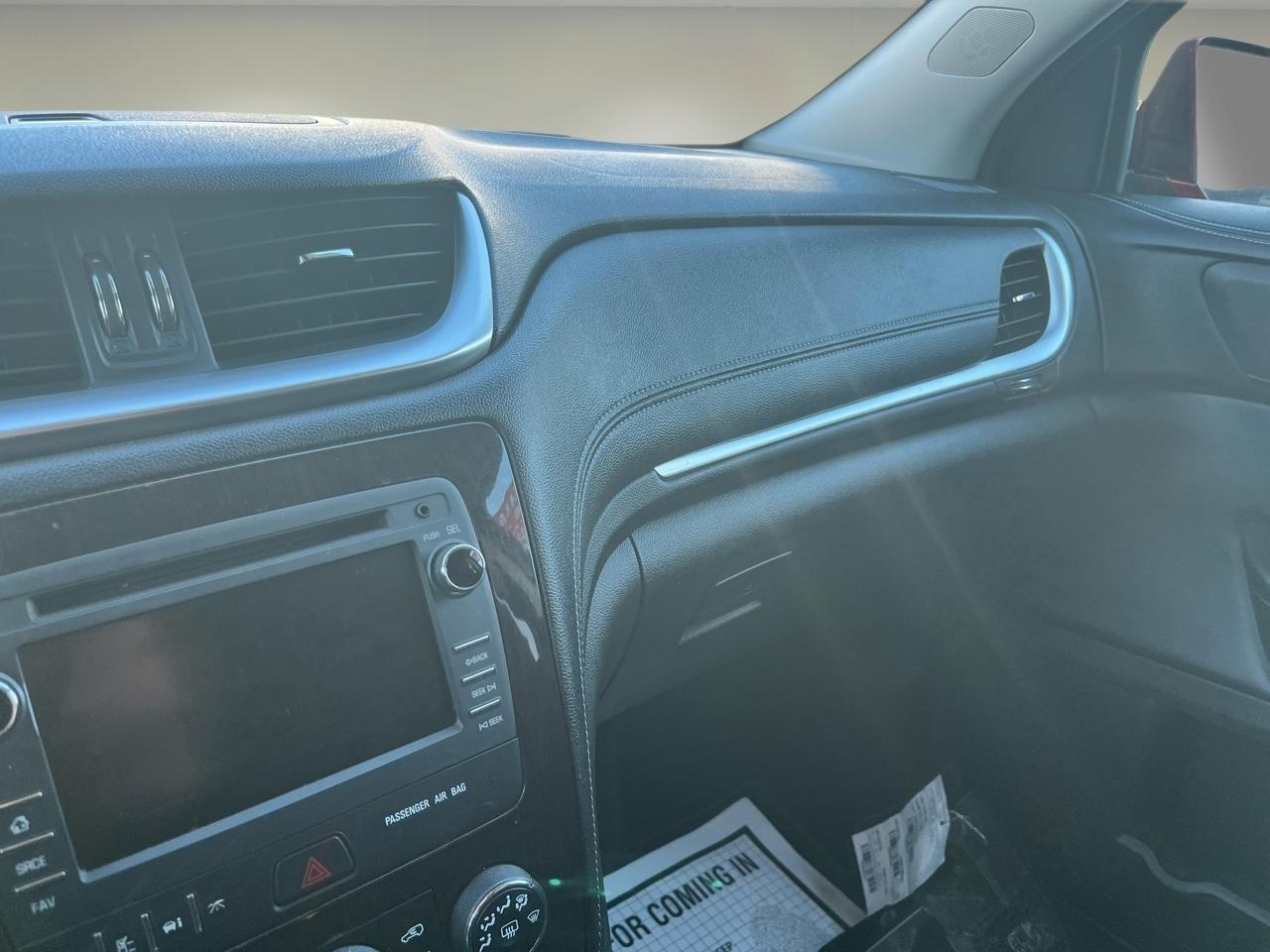 Chevrolet Traverse 4dr LT w/1LT 2016