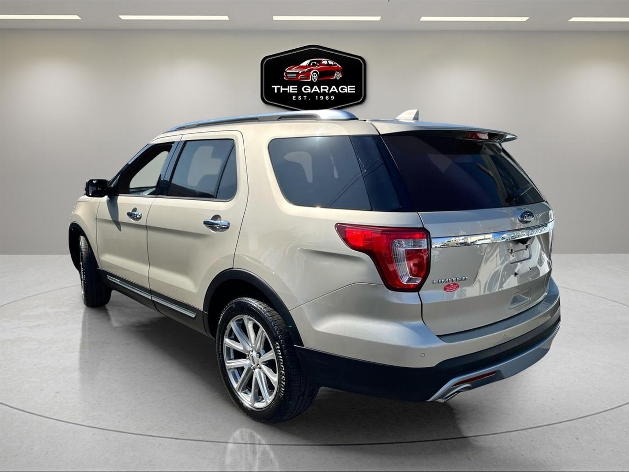 Ford Explorer Limited 4WD 2017