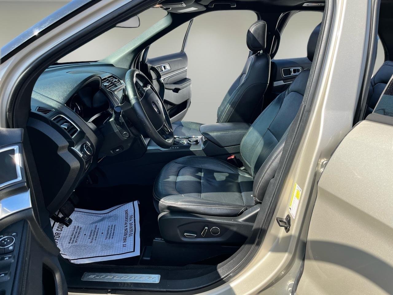 Ford Explorer Limited 4WD 2017