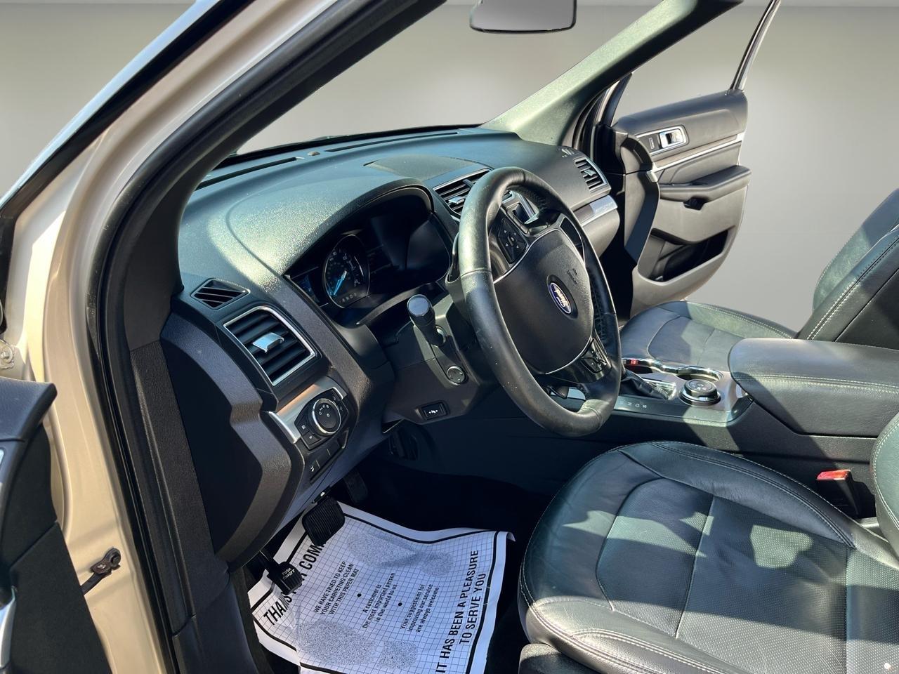 Ford Explorer Limited 4WD 2017