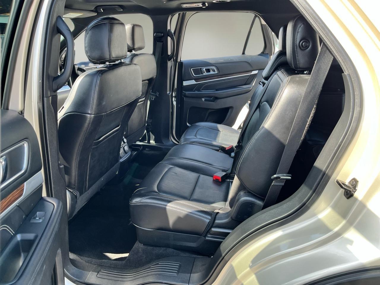 Ford Explorer Limited 4WD 2017