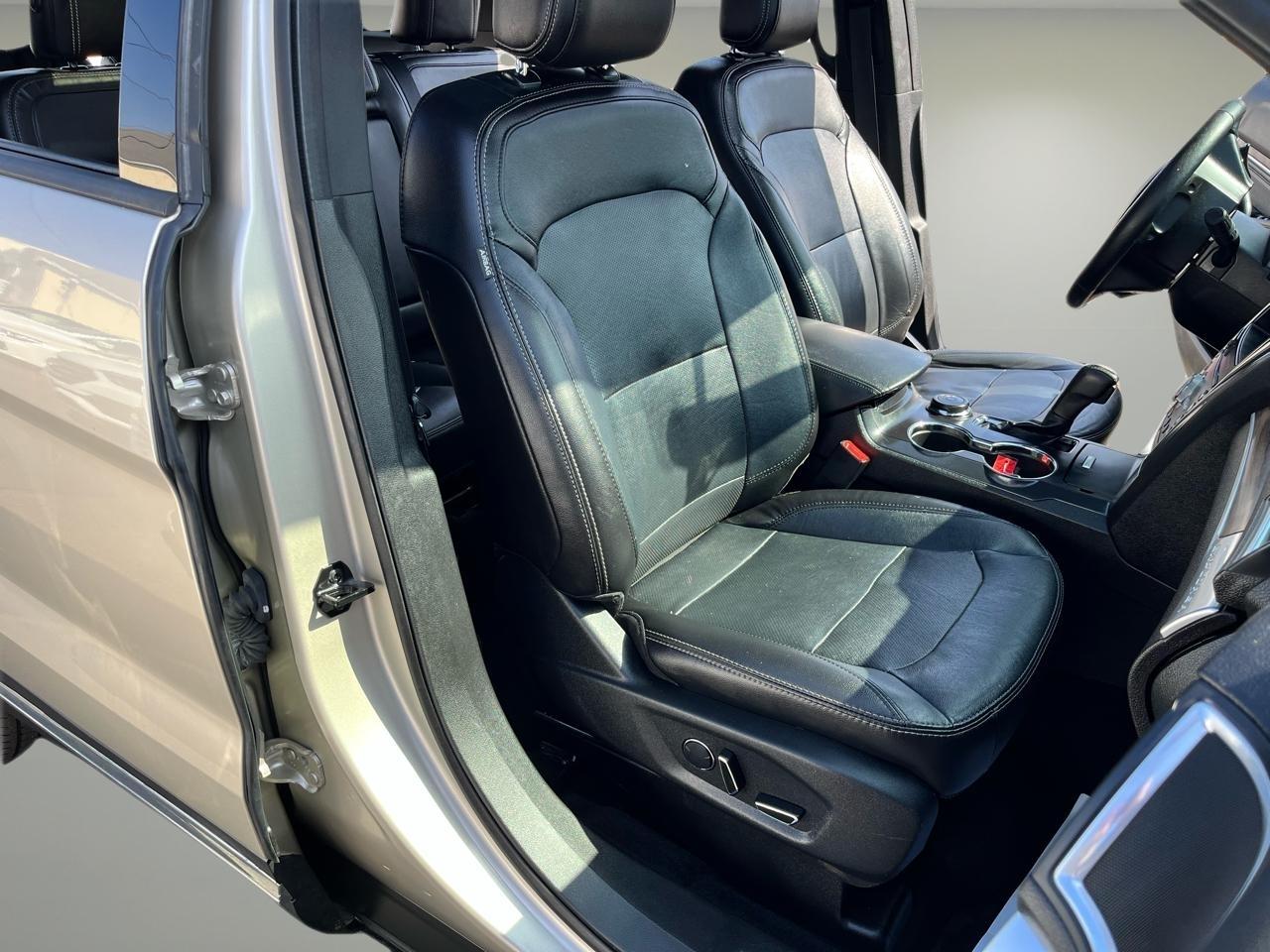 Ford Explorer Limited 4WD 2017