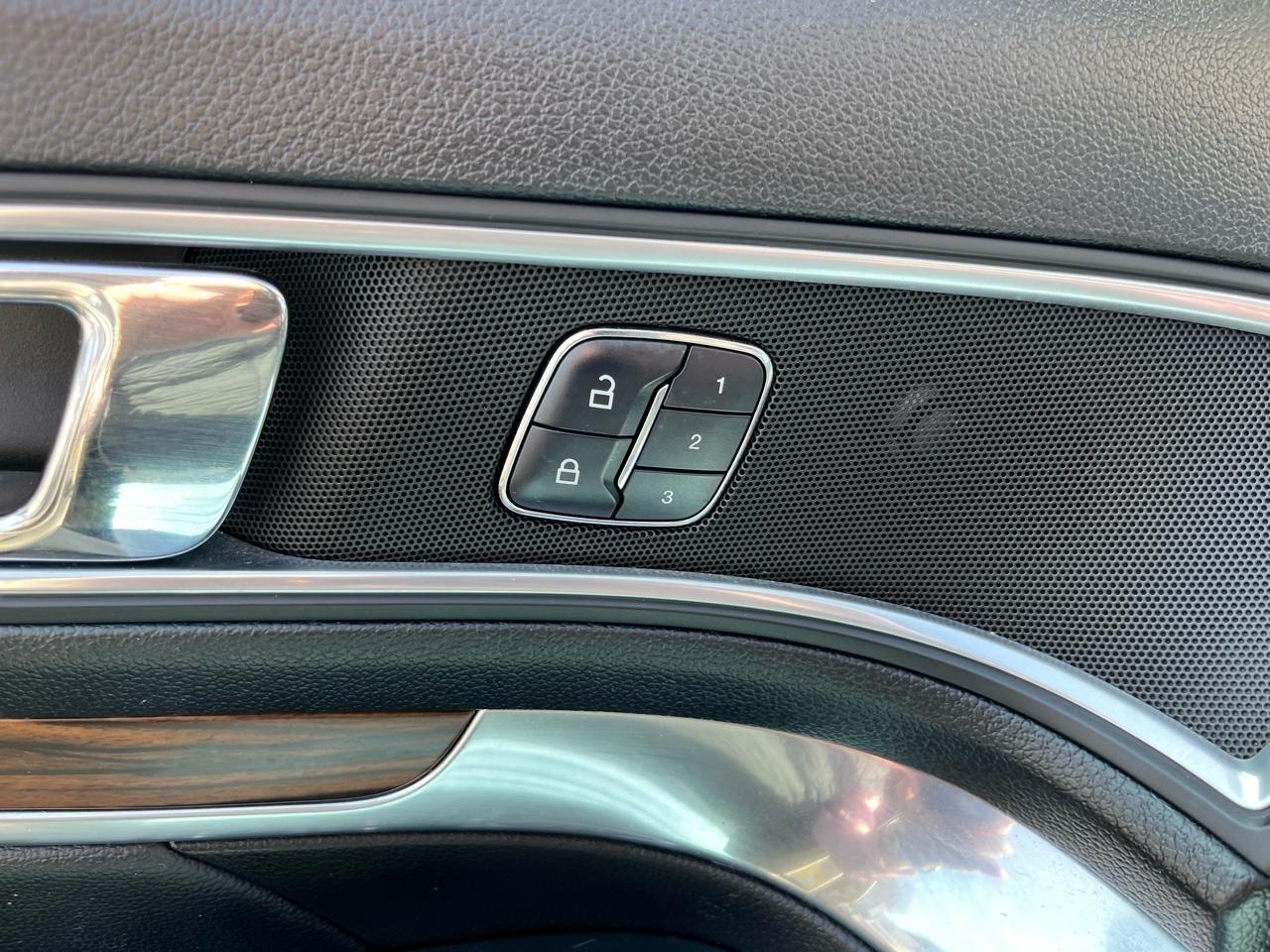 Ford Explorer Limited 4WD 2017