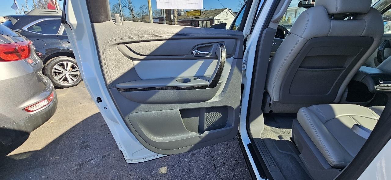 GMC Acadia AWD 4dr SLT w/SLT-1 2015