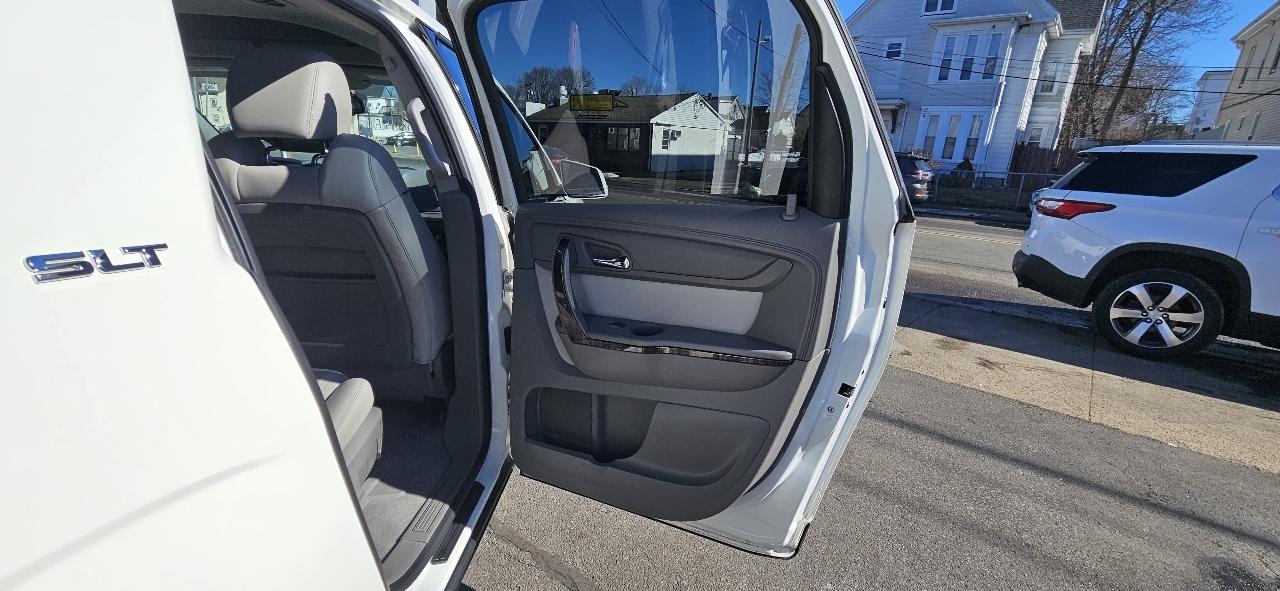 GMC Acadia AWD 4dr SLT w/SLT-1 2015