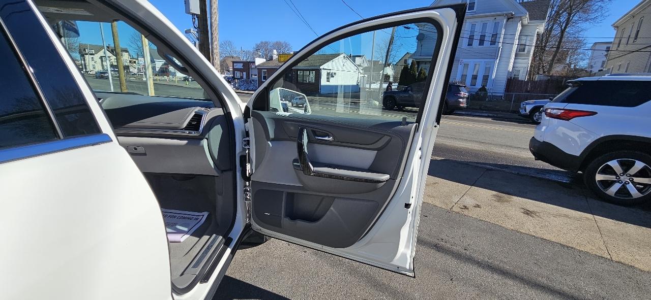 GMC Acadia AWD 4dr SLT w/SLT-1 2015