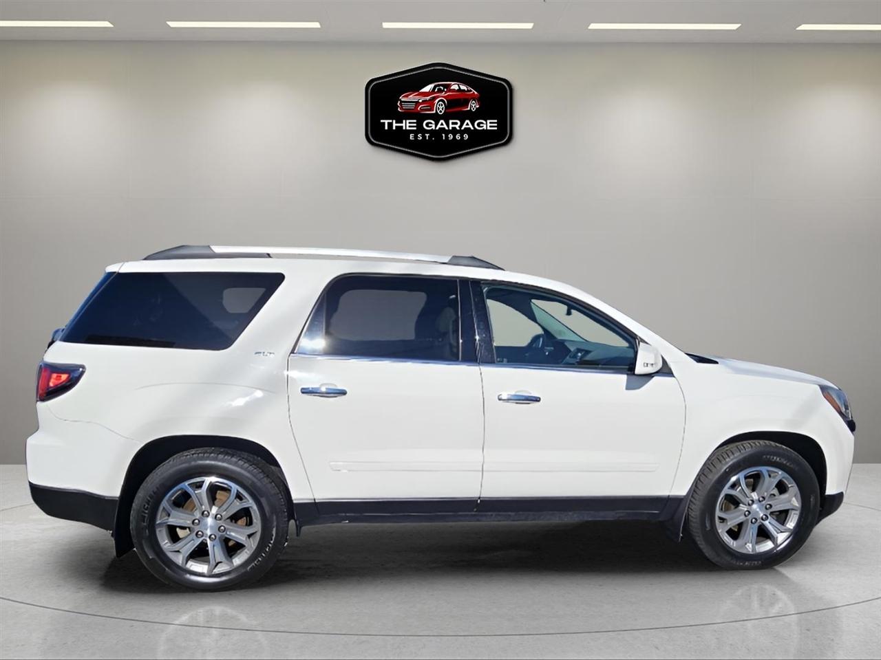 GMC Acadia AWD 4dr SLT w/SLT-1 2015