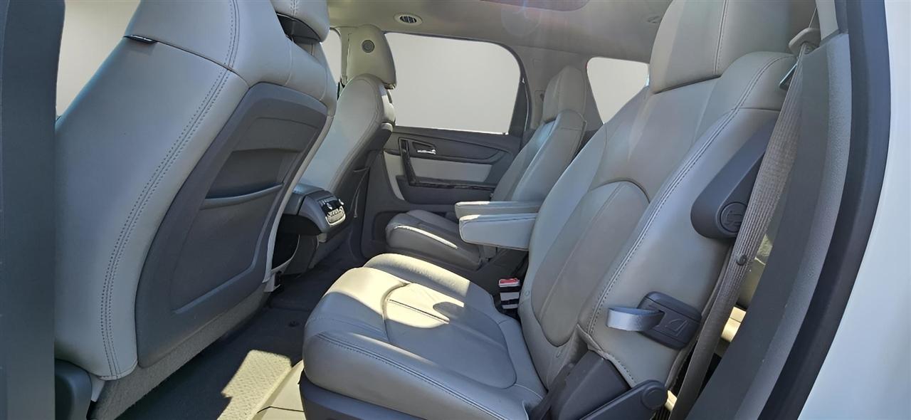 GMC Acadia AWD 4dr SLT w/SLT-1 2015