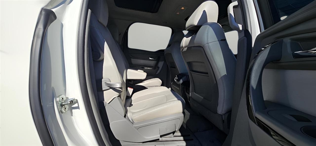 GMC Acadia AWD 4dr SLT w/SLT-1 2015