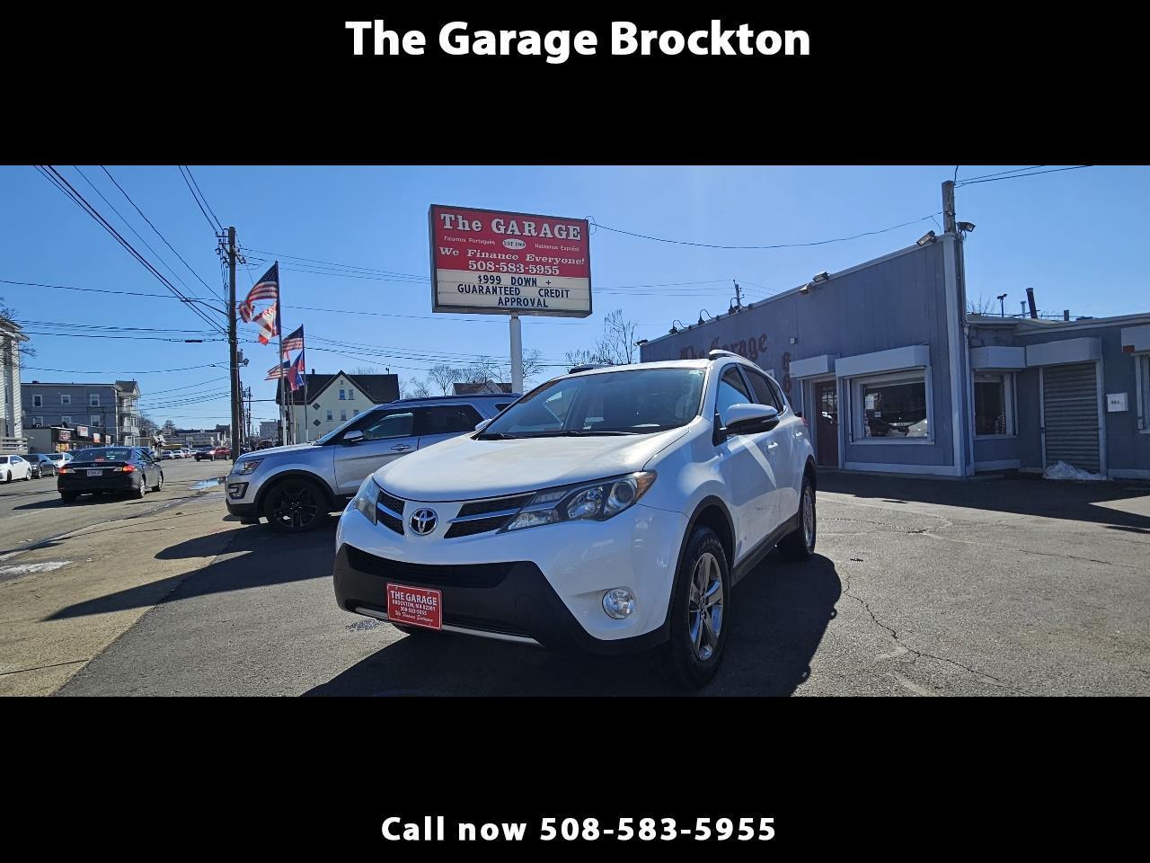 Toyota RAV4 AWD 4dr XLE (Natl) 2015