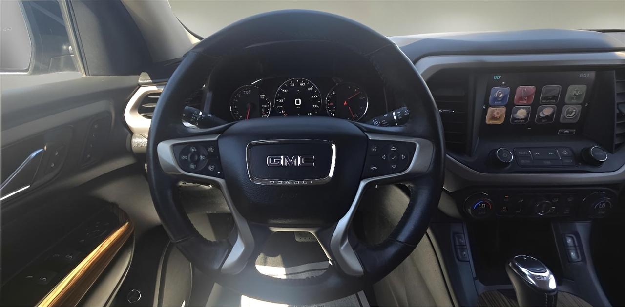 GMC Acadia AWD 4dr Denali 2017