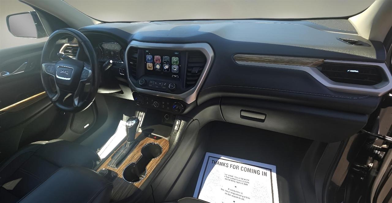 GMC Acadia AWD 4dr Denali 2017