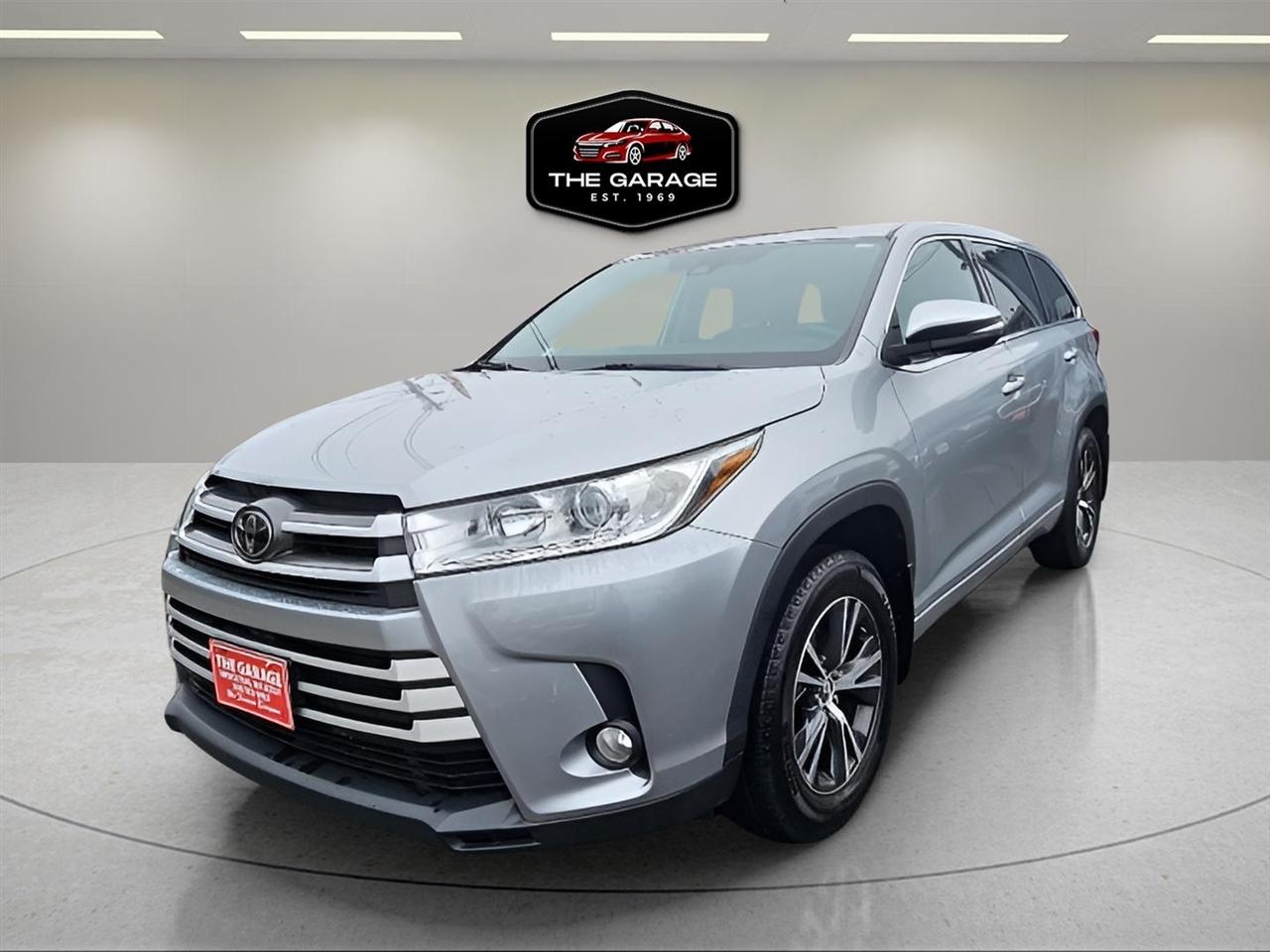 Toyota Highlander LE Plus V6 AWD (Natl) 2018