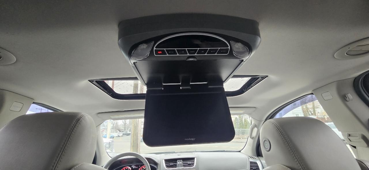 GMC Acadia AWD 4dr SLT w/SLT-1 2016