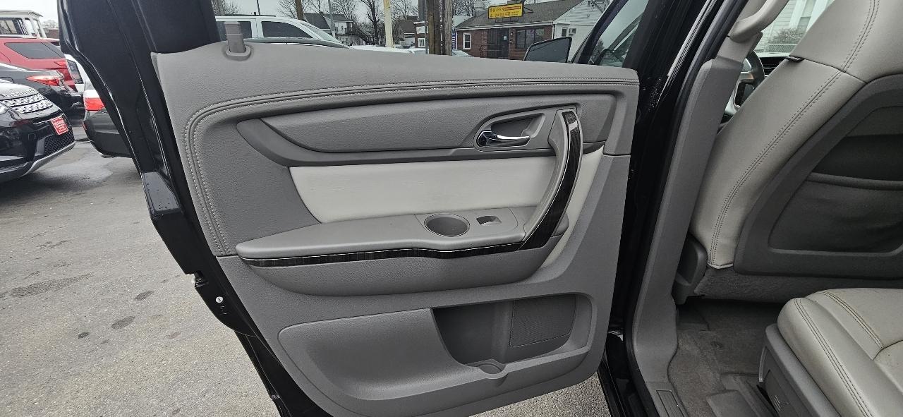 GMC Acadia AWD 4dr SLT w/SLT-1 2016