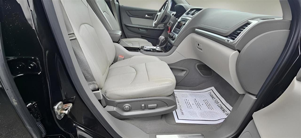 GMC Acadia AWD 4dr SLT w/SLT-1 2016