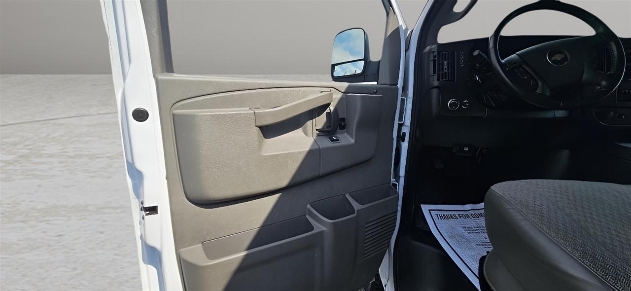 Chevrolet Express Cargo Van  2022