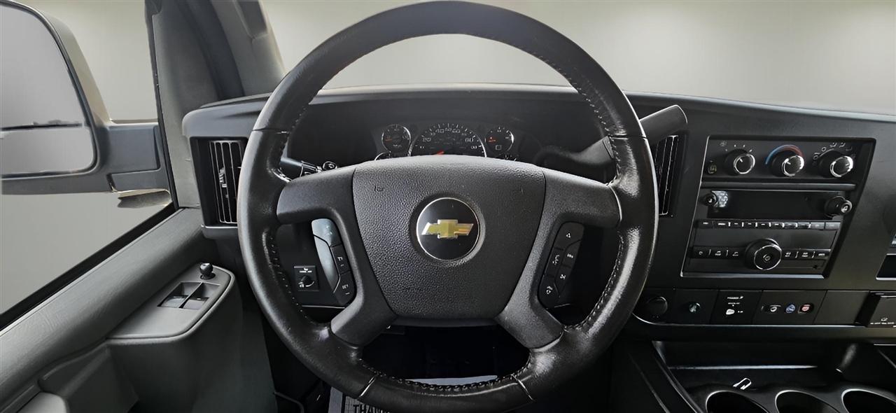 Chevrolet Express Cargo Van  2022