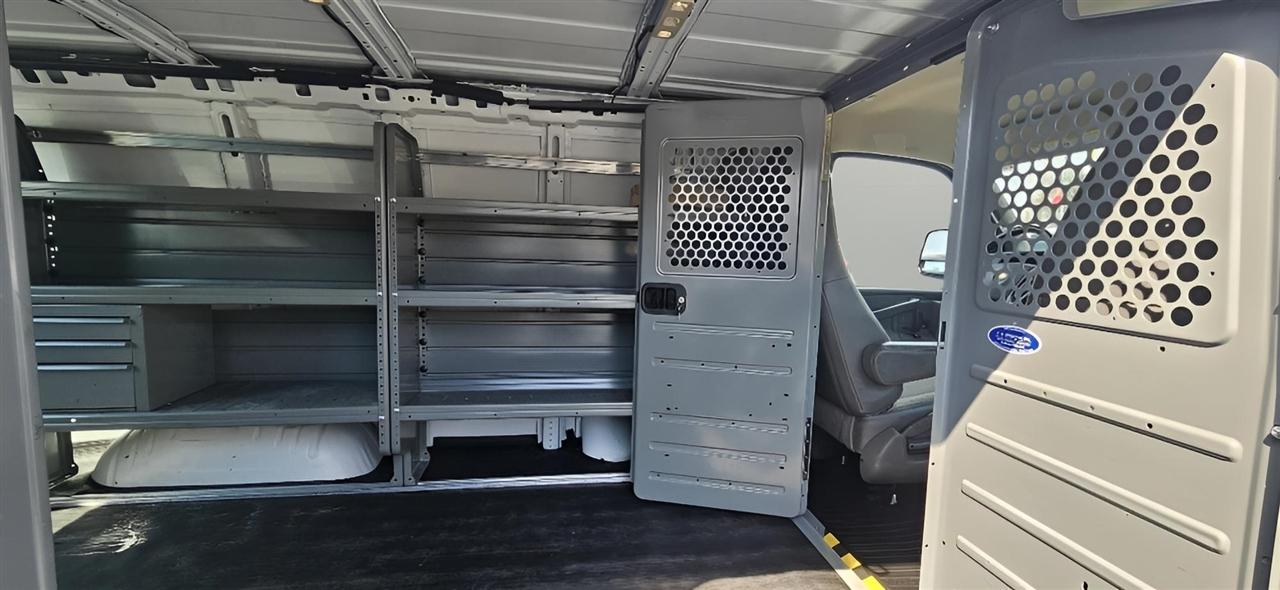 Chevrolet Express Cargo Van  2022