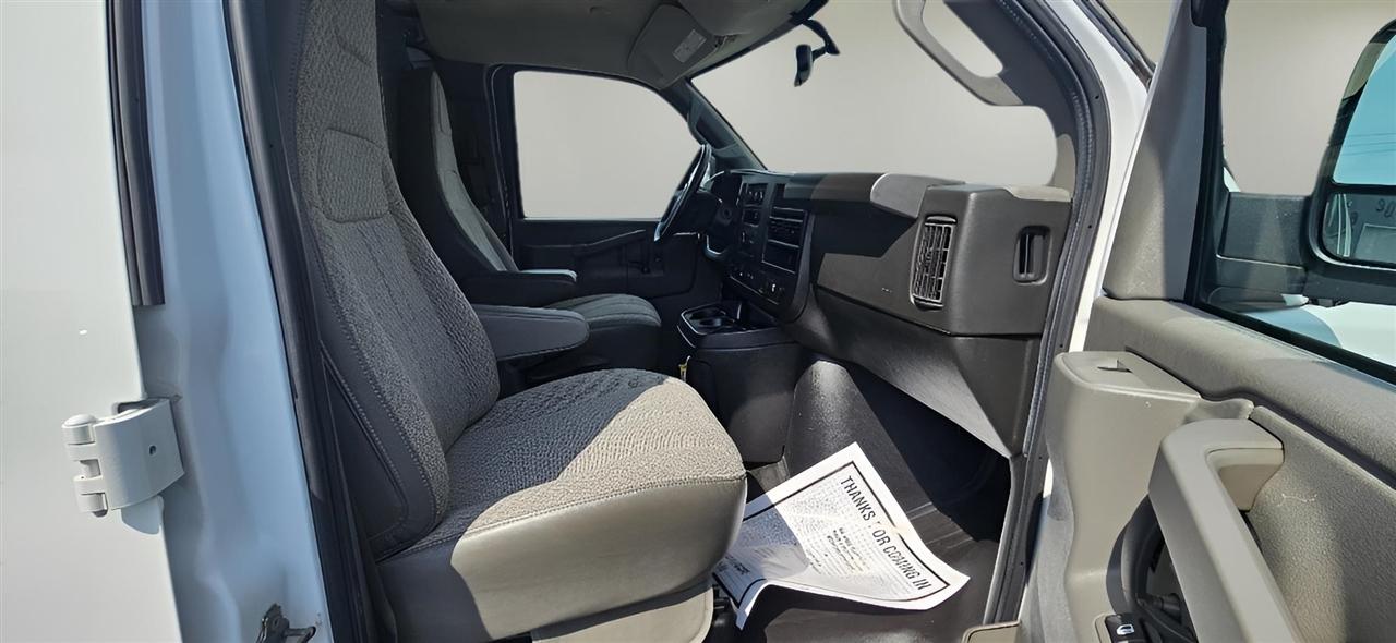 Chevrolet Express Cargo Van  2022