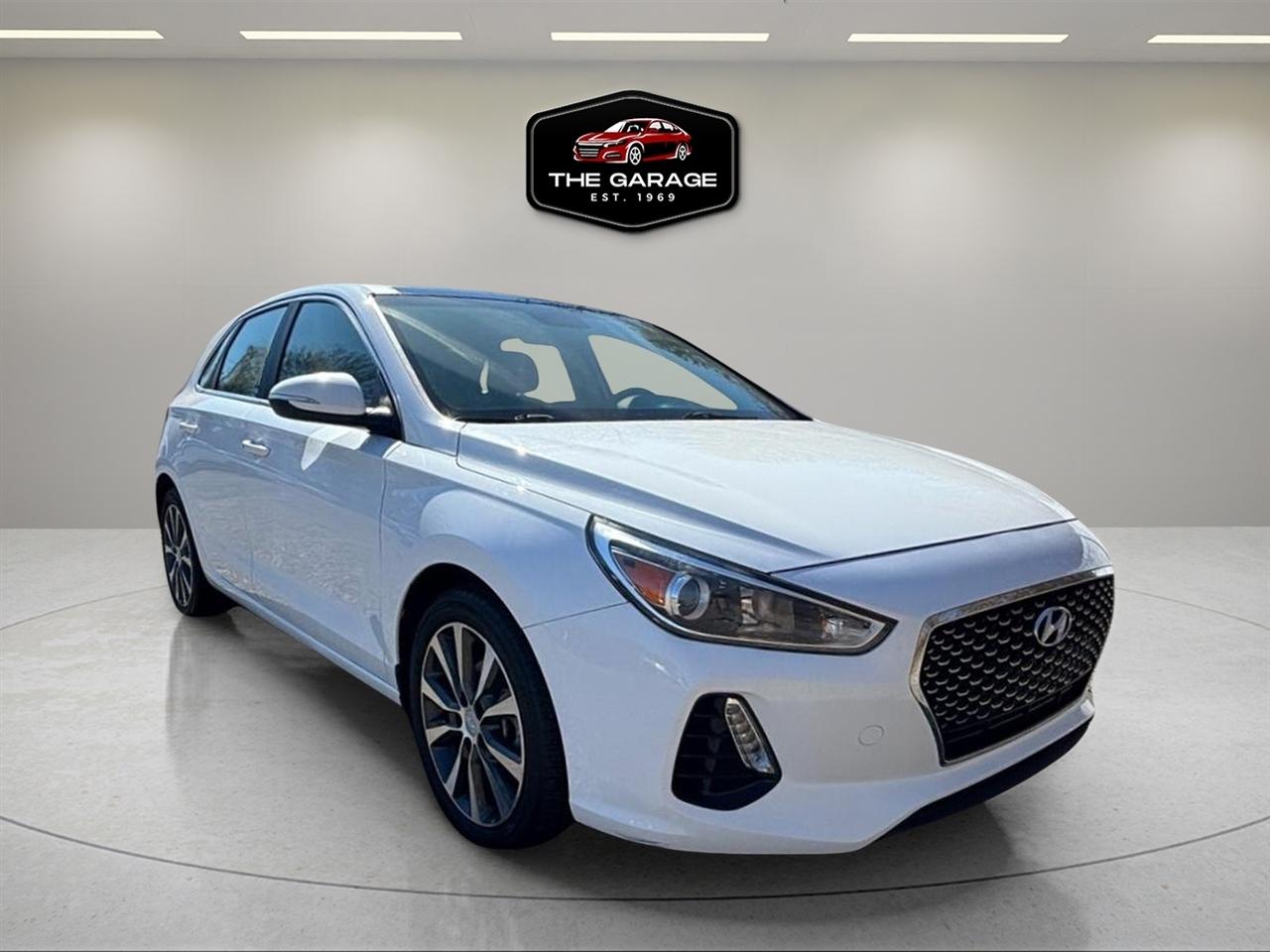 Hyundai Elantra GT Auto 2020