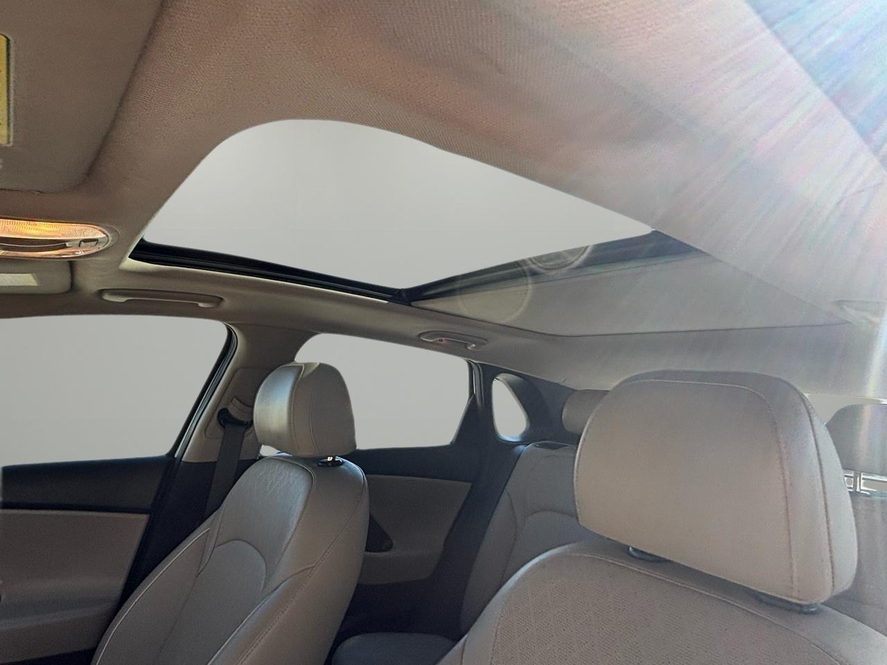 Hyundai Elantra GT Auto 2020