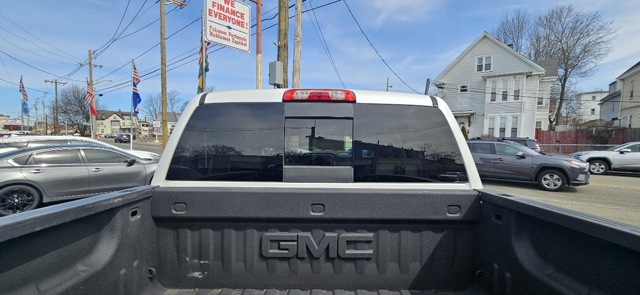 GMC Sierra 1500 4WD Crew Cab 143.5" SLT 2018