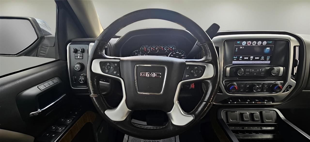 GMC Sierra 1500 4WD Crew Cab 143.5" SLT 2018