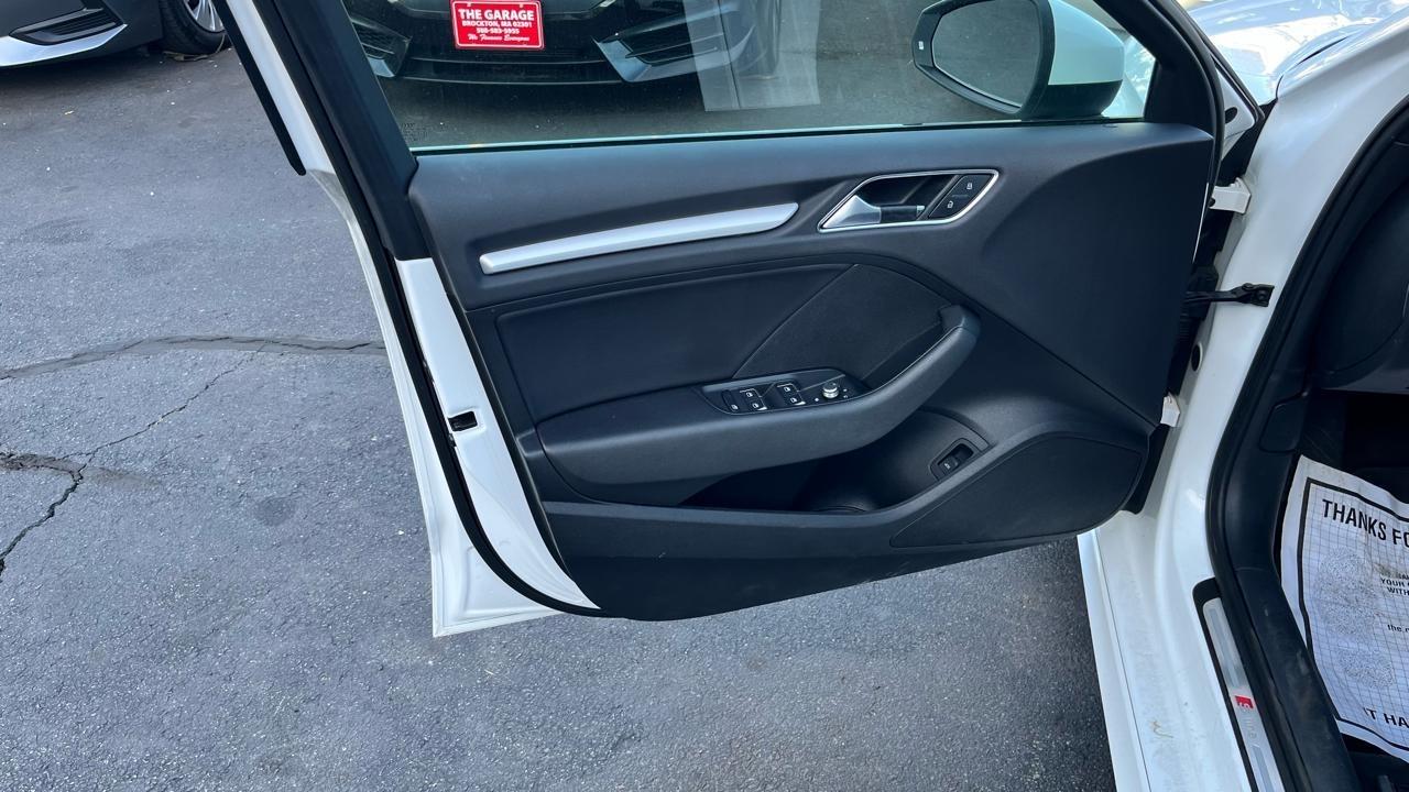 Audi A3 4dr Sdn quattro 2.0T Premium 2016