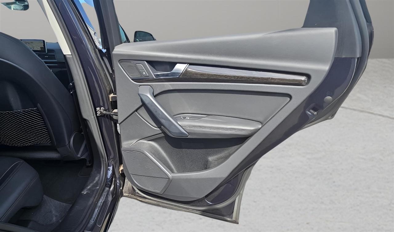 Audi Q5 Premium Plus 45 TFSI quattro 2019