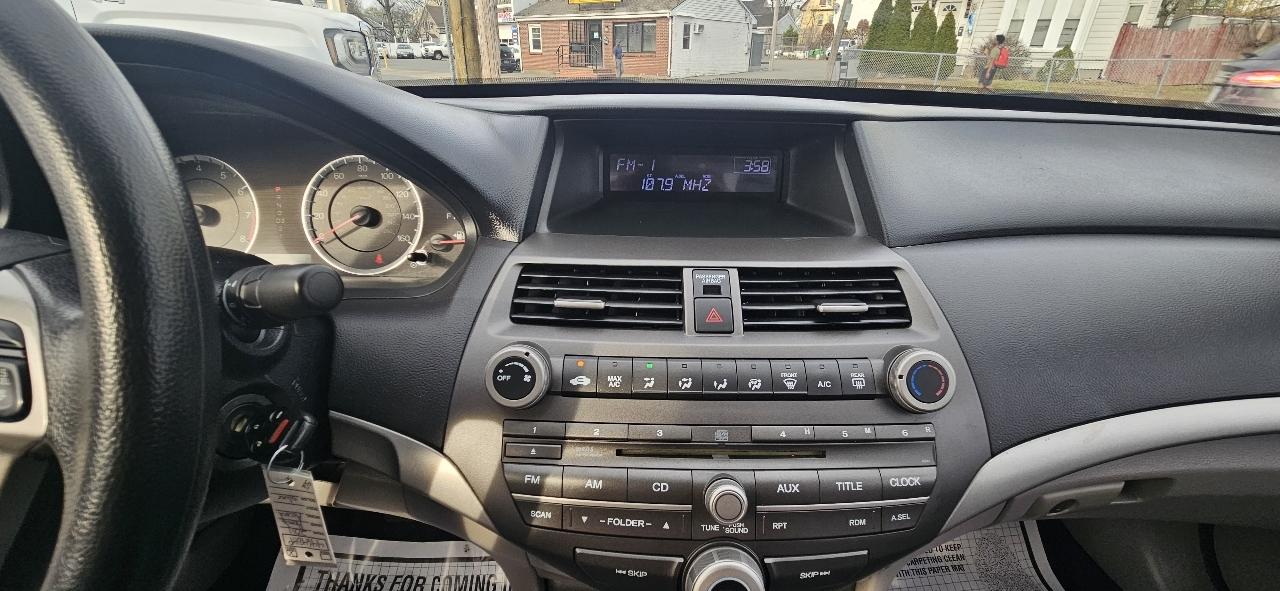 Honda Accord Sdn 4dr I4 Auto LX 2011