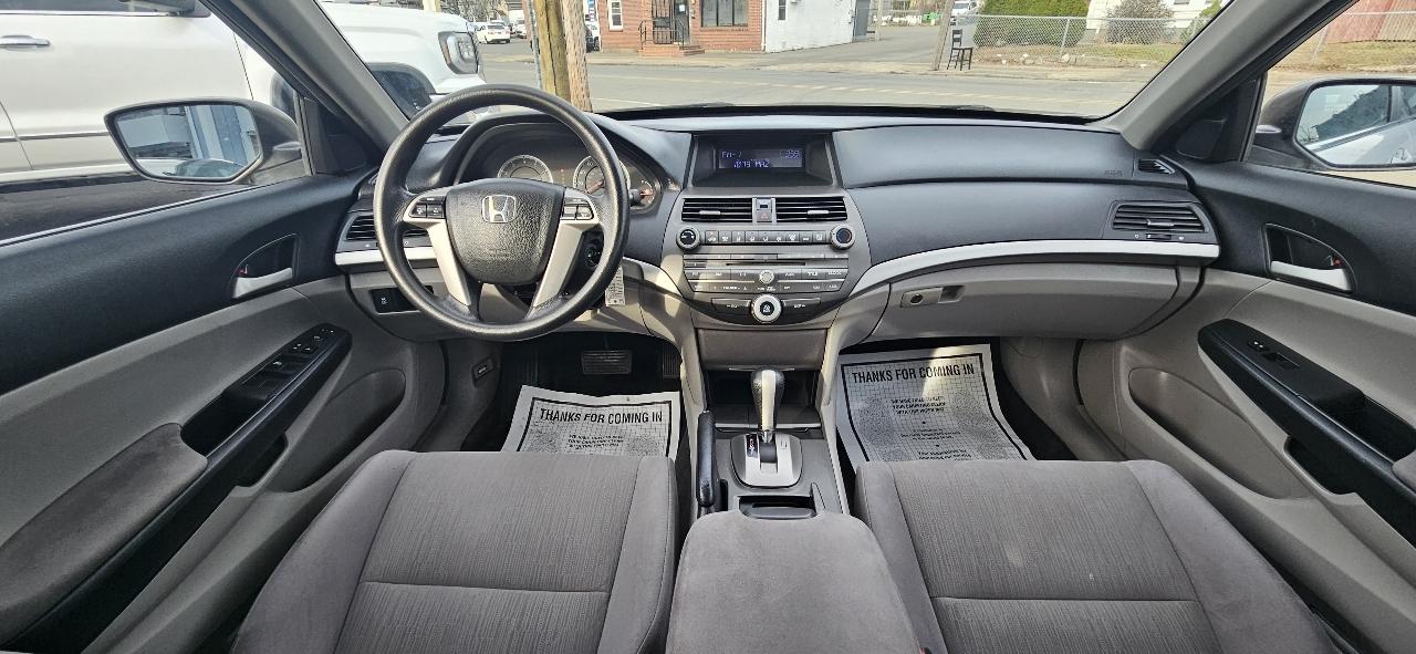 Honda Accord Sdn 4dr I4 Auto LX 2011