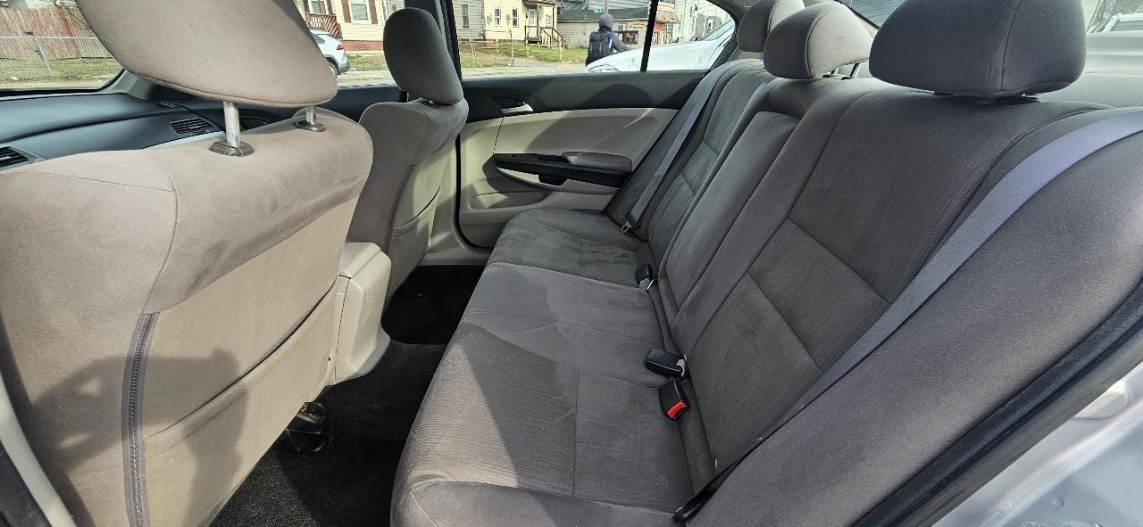 Honda Accord Sdn 4dr I4 Auto LX 2011