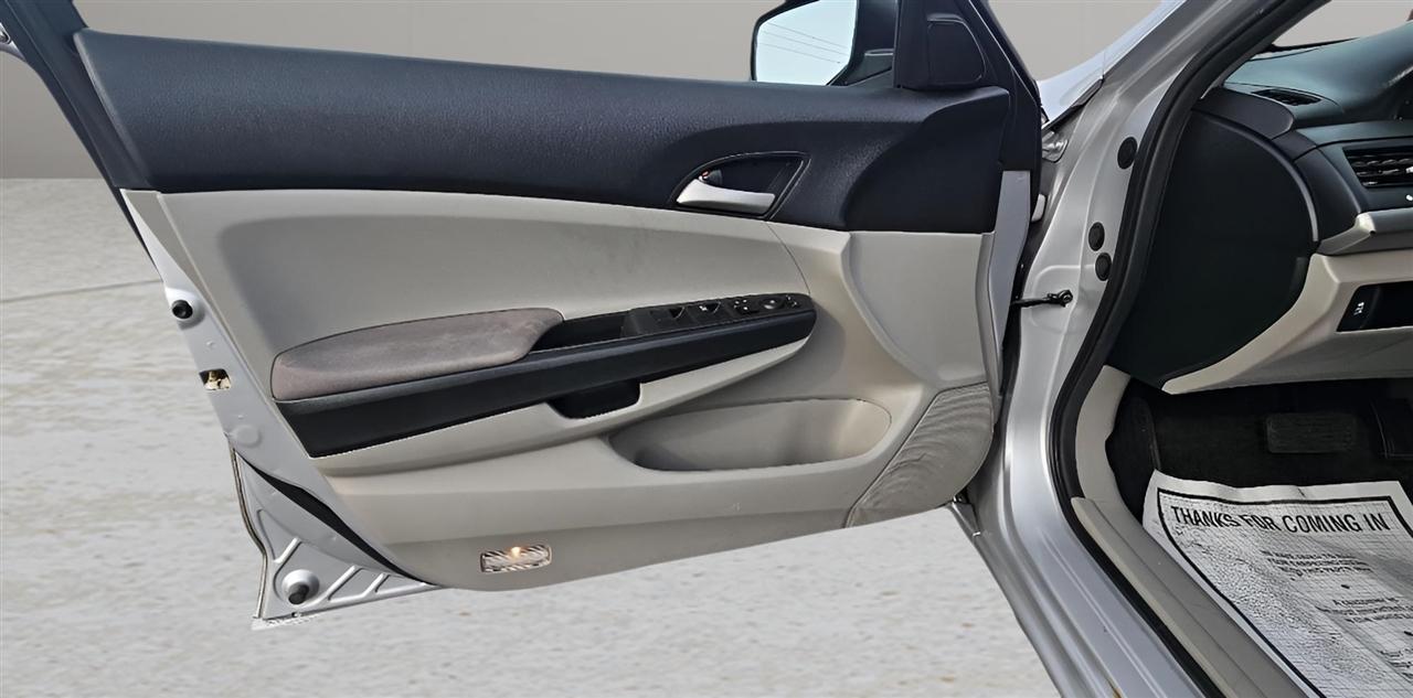 Honda Accord Sdn 4dr I4 Auto LX 2011