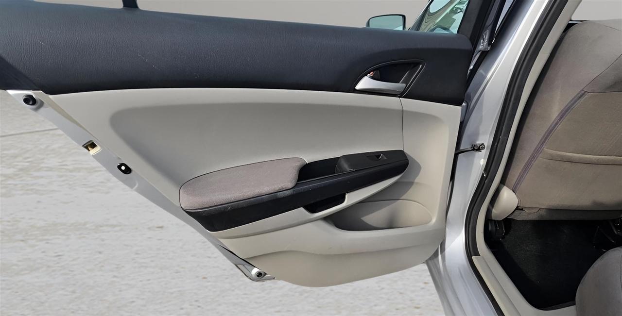 Honda Accord Sdn 4dr I4 Auto LX 2011