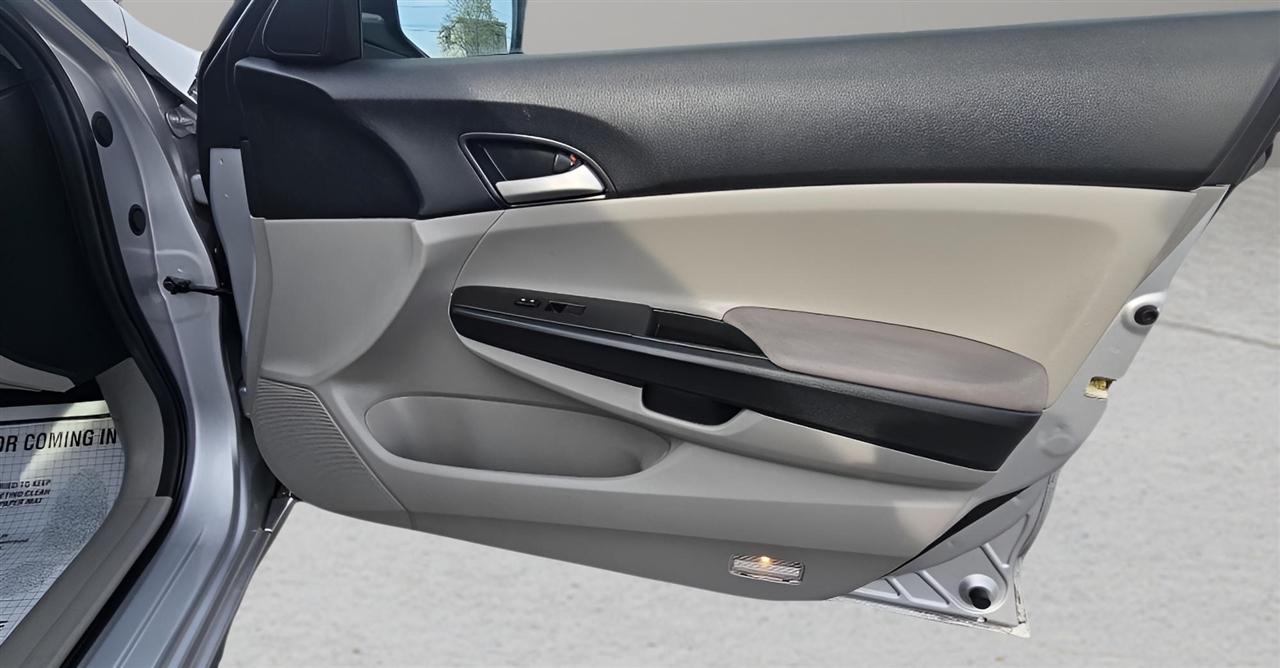 Honda Accord Sdn 4dr I4 Auto LX 2011