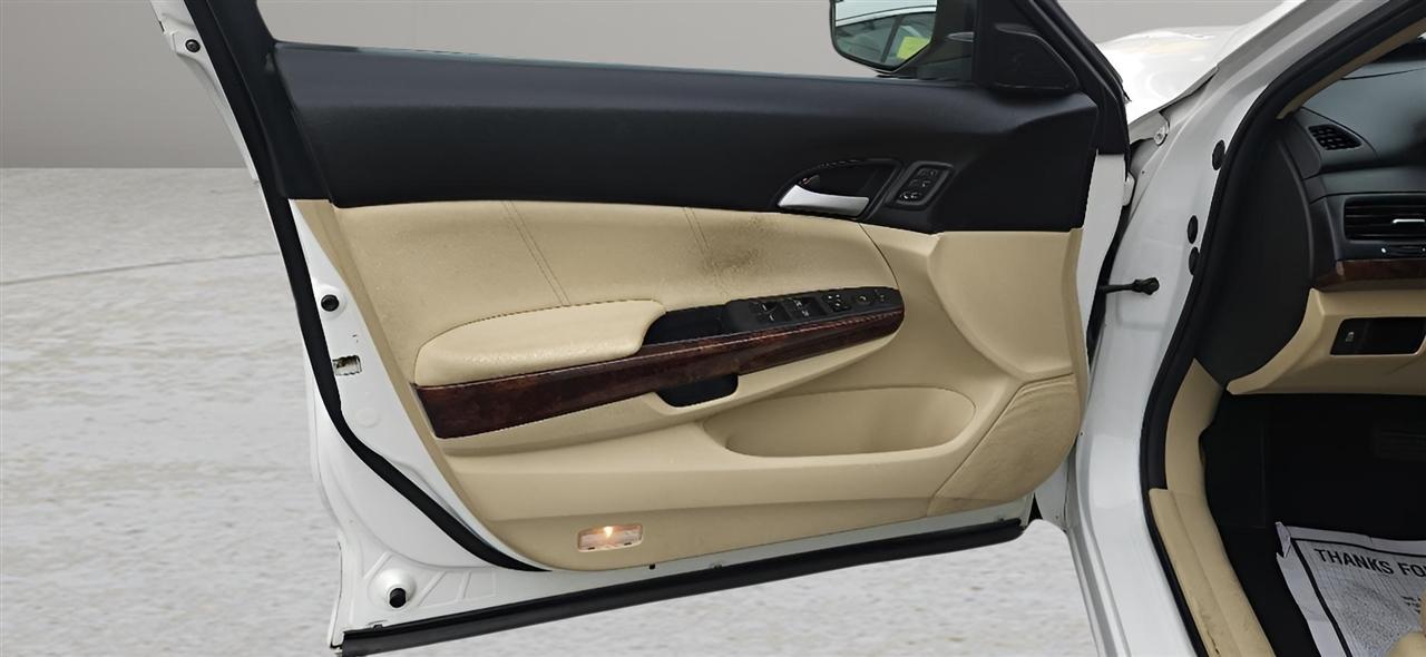 Honda Crosstour 4WD V6 5dr EX-L 2012