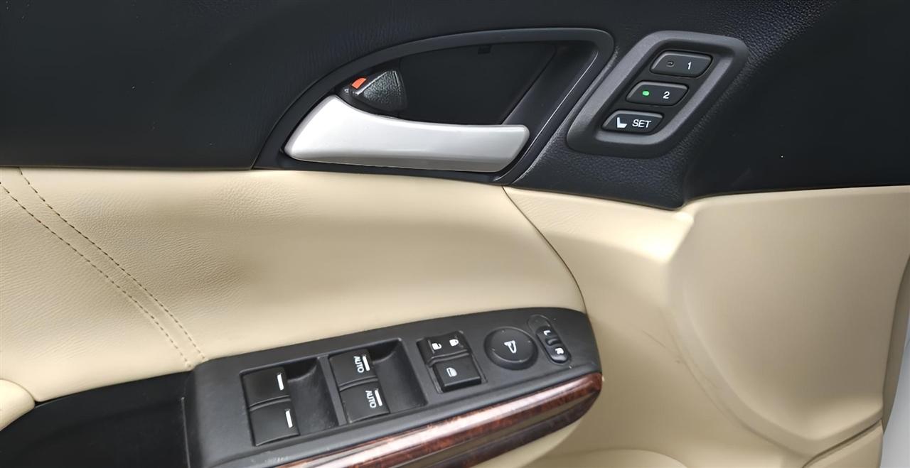 Honda Crosstour 4WD V6 5dr EX-L 2012