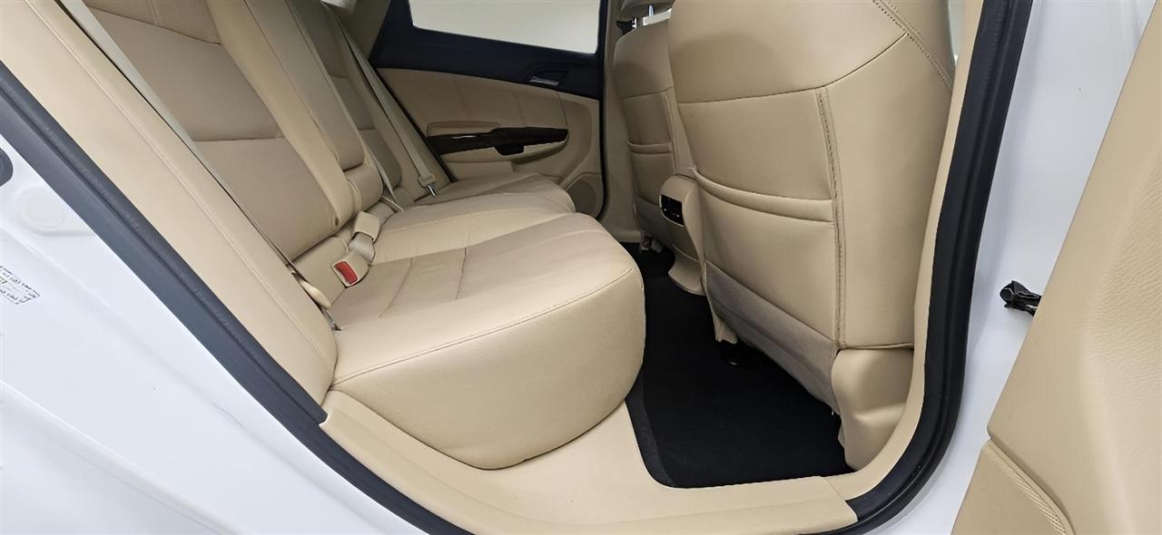 Honda Crosstour 4WD V6 5dr EX-L 2012