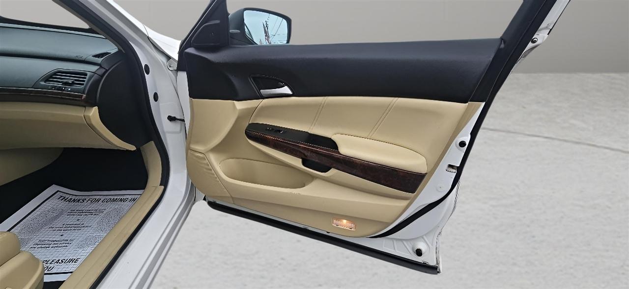 Honda Crosstour 4WD V6 5dr EX-L 2012