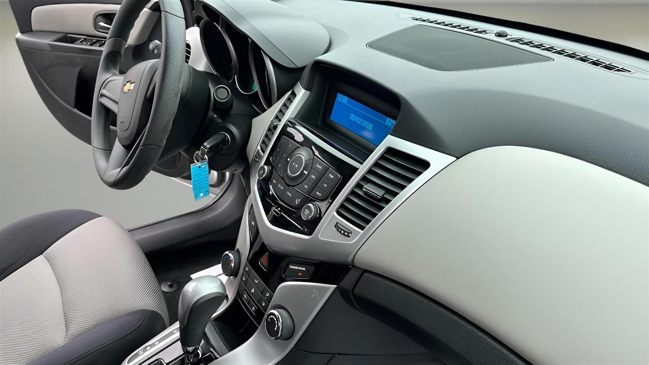Chevrolet Cruze 4dr Sdn Auto LS 2015