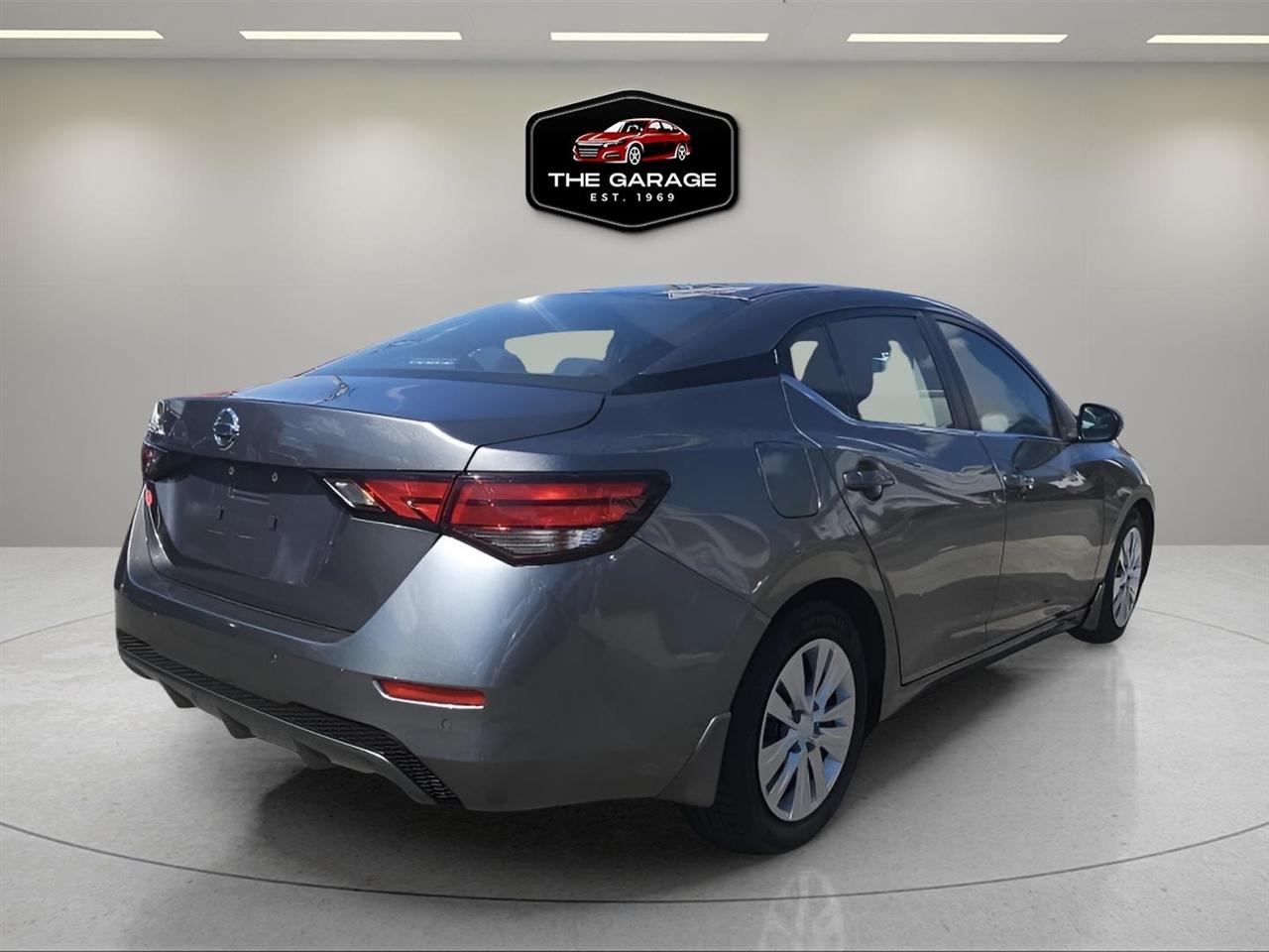 Nissan Sentra S 2020