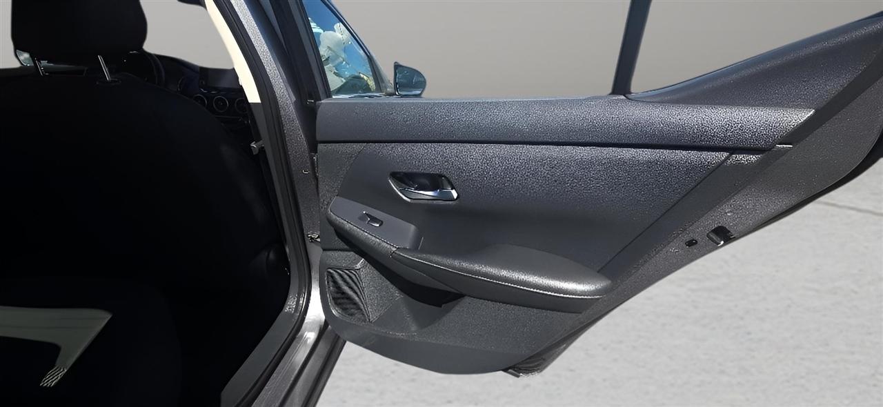 Nissan Sentra S 2020