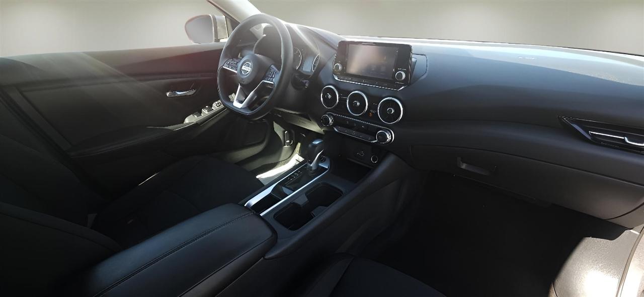 Nissan Sentra S 2020